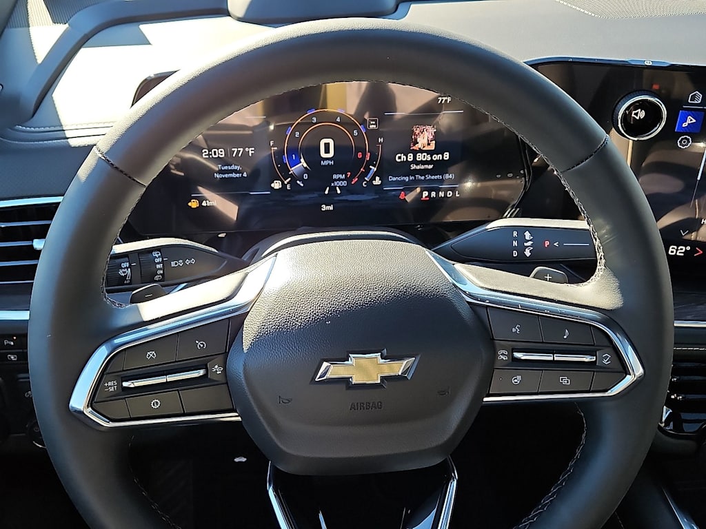 Thumbnail: 2026 Chevrolet Suburban - 2