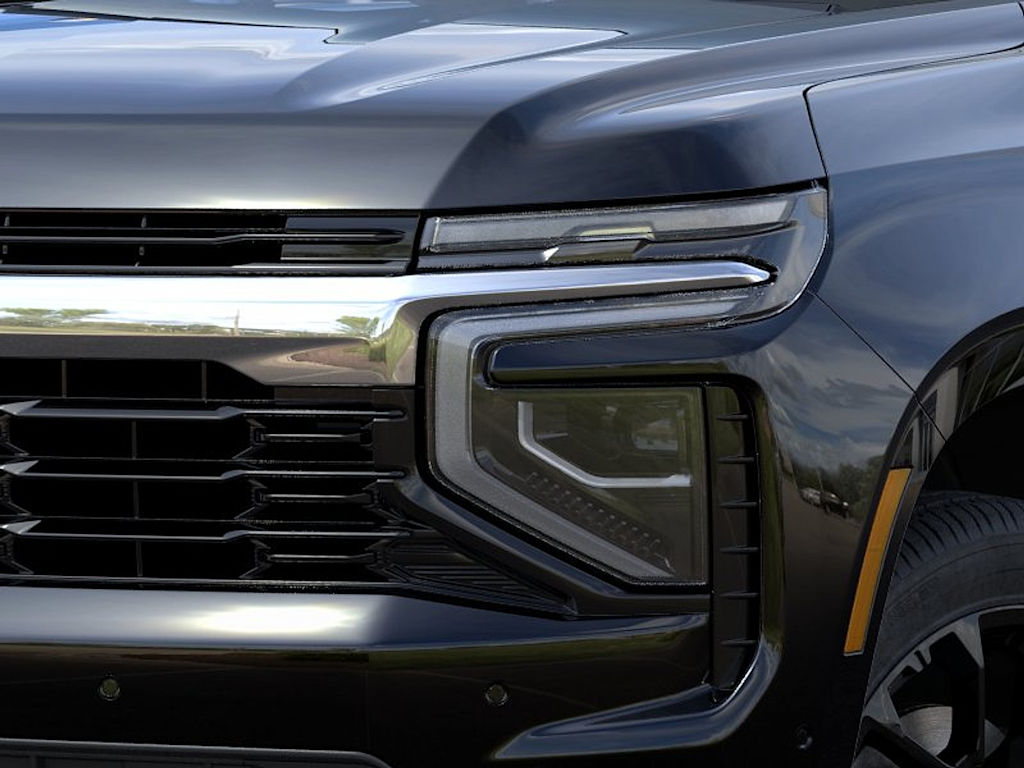 Thumbnail: 2026 Chevrolet Suburban - 17