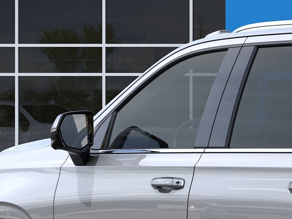 Thumbnail: 2026 Chevrolet Suburban - 11