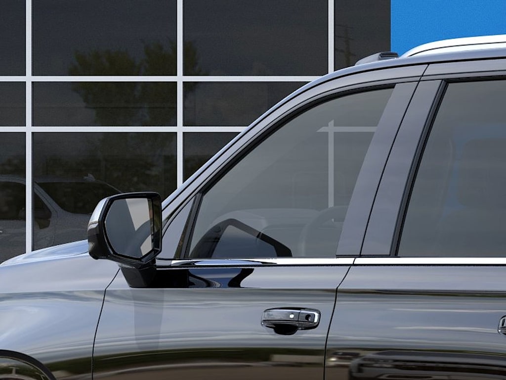 Thumbnail: 2026 Chevrolet Suburban - 11