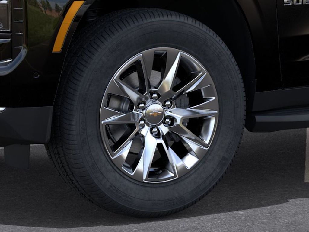 Thumbnail: 2026 Chevrolet Suburban - 6