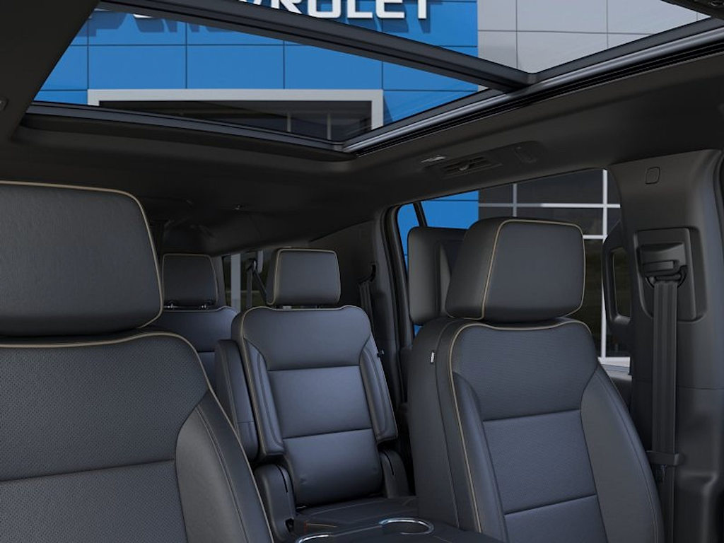 Thumbnail: 2026 Chevrolet Suburban - 24