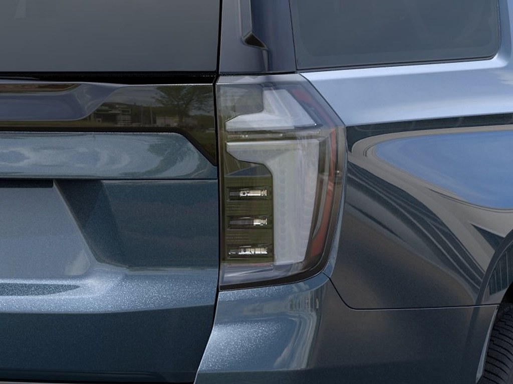 Thumbnail: 2026 Chevrolet Suburban - 18