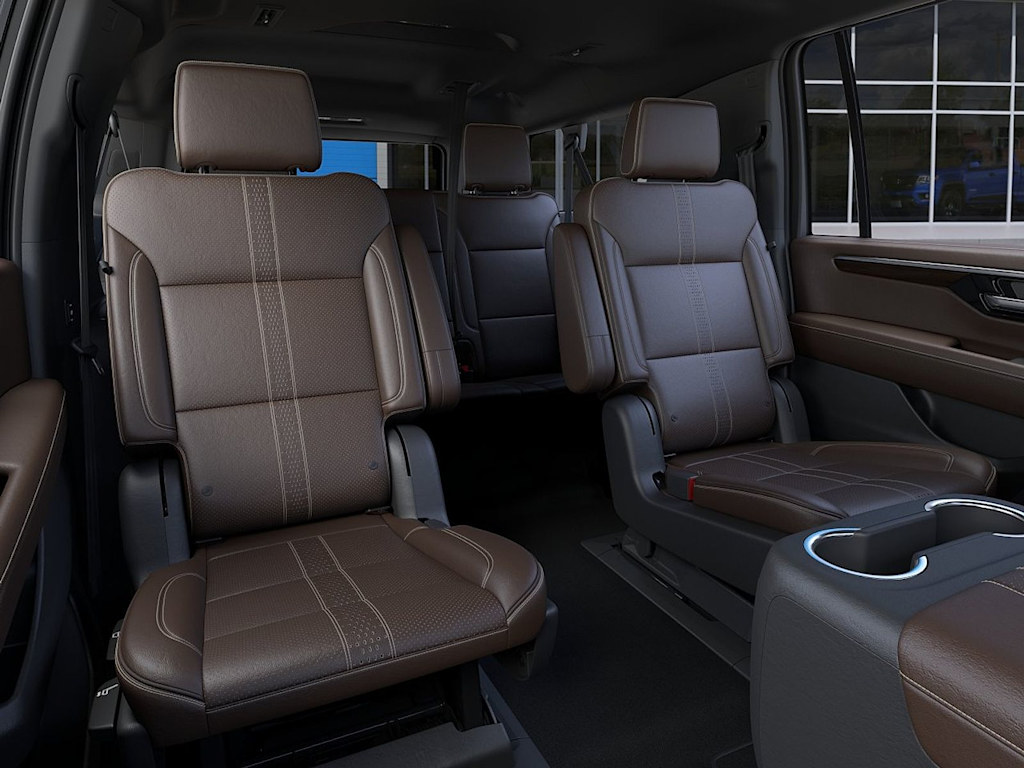Thumbnail: 2026 Chevrolet Suburban - 9