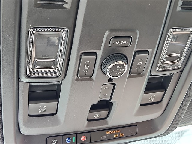 Thumbnail: 2025 Chevrolet Suburban - 26