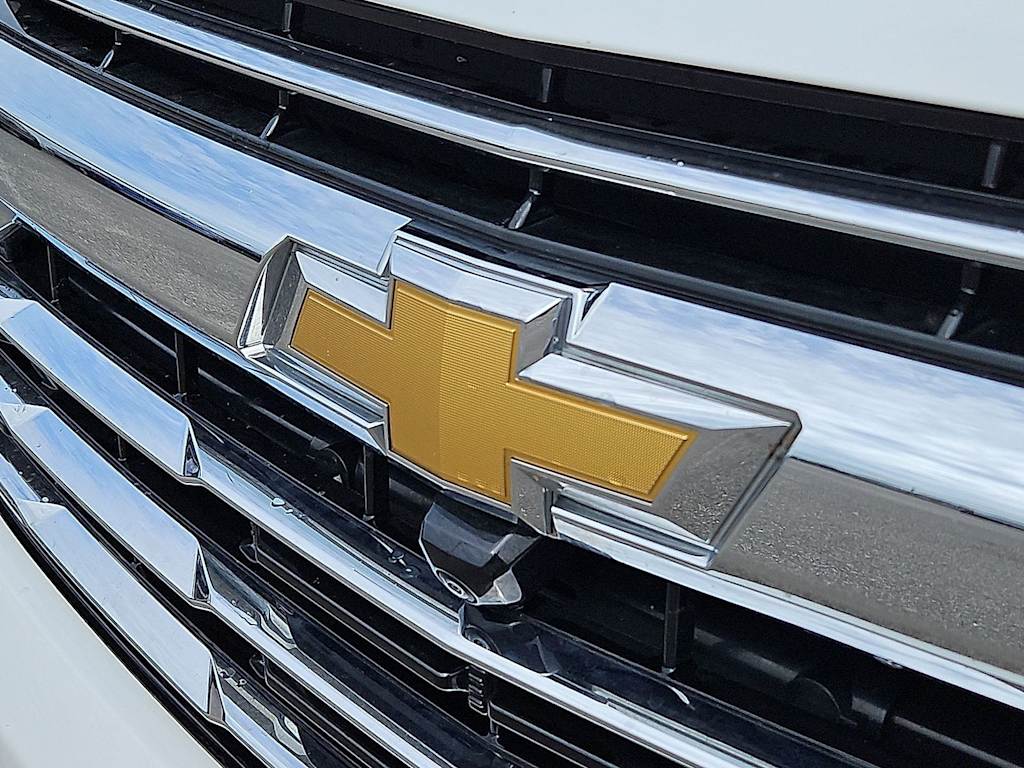 Thumbnail: 2025 Chevrolet Tahoe - 38