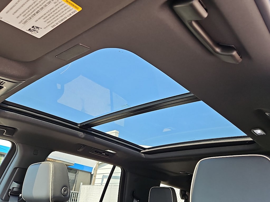 Thumbnail: 2026 Chevrolet Tahoe - 17
