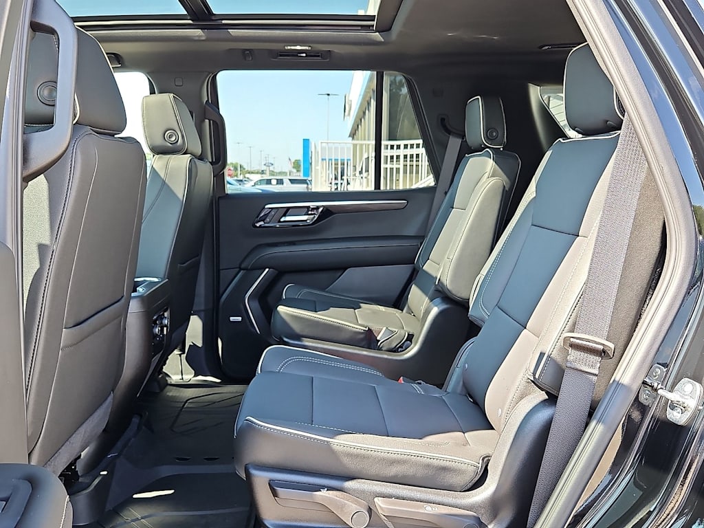Thumbnail: 2026 Chevrolet Tahoe - 10