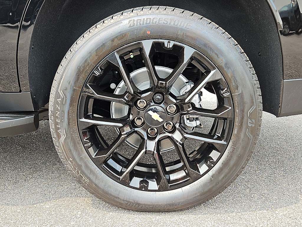Thumbnail: 2026 Chevrolet Tahoe - 6