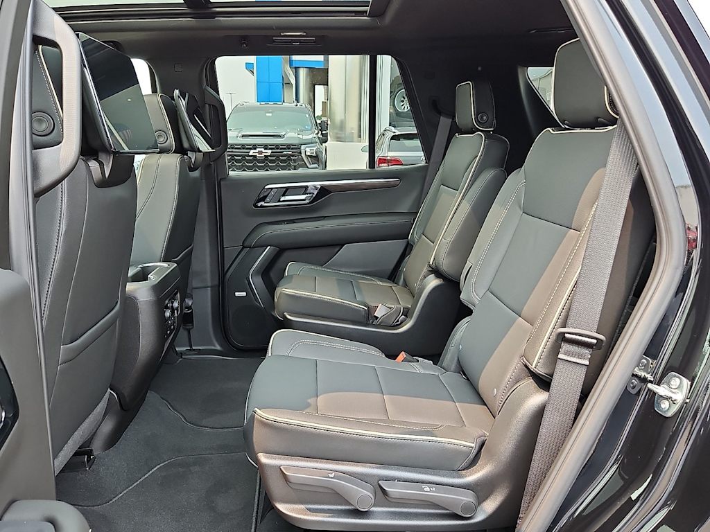 Thumbnail: 2026 Chevrolet Tahoe - 9