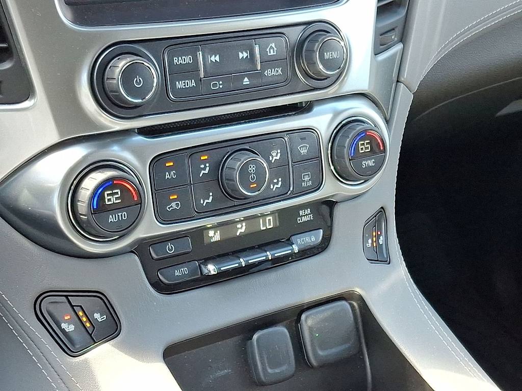 Thumbnail: 2016 Chevrolet Tahoe - 31