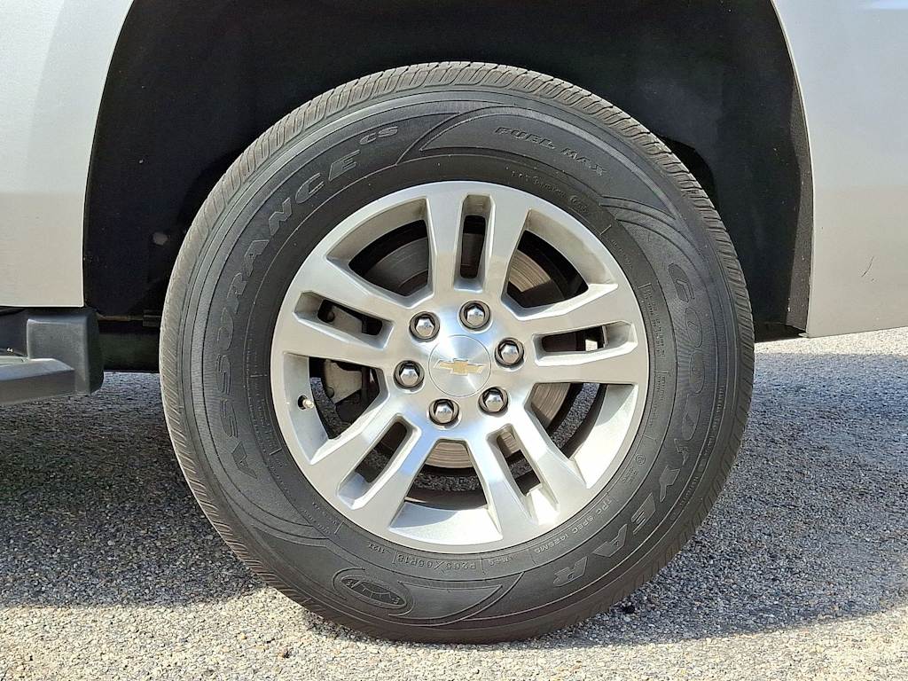 Thumbnail: 2016 Chevrolet Tahoe - 8