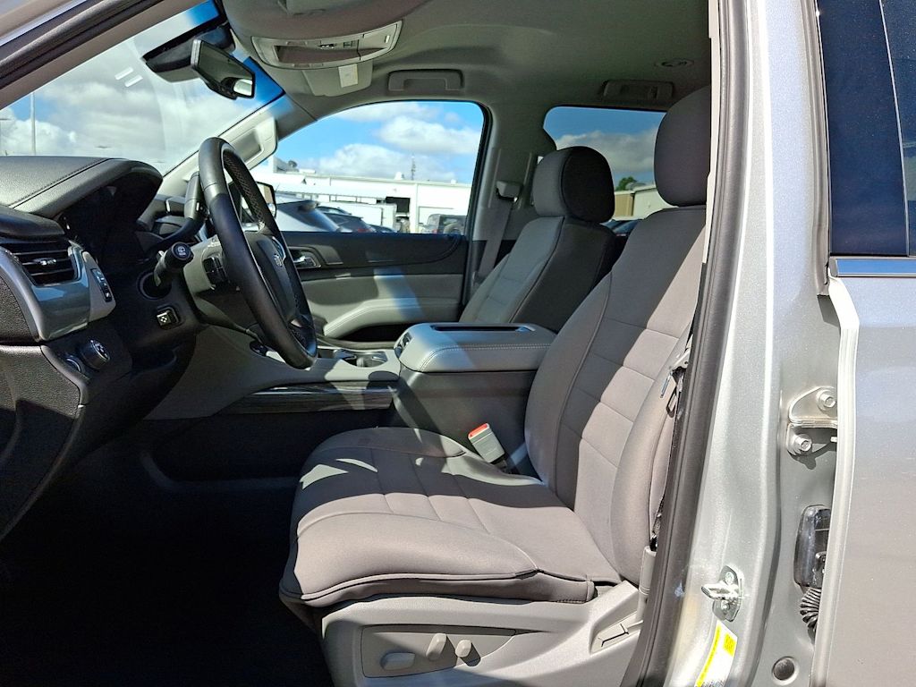 Thumbnail: 2016 Chevrolet Tahoe - 10