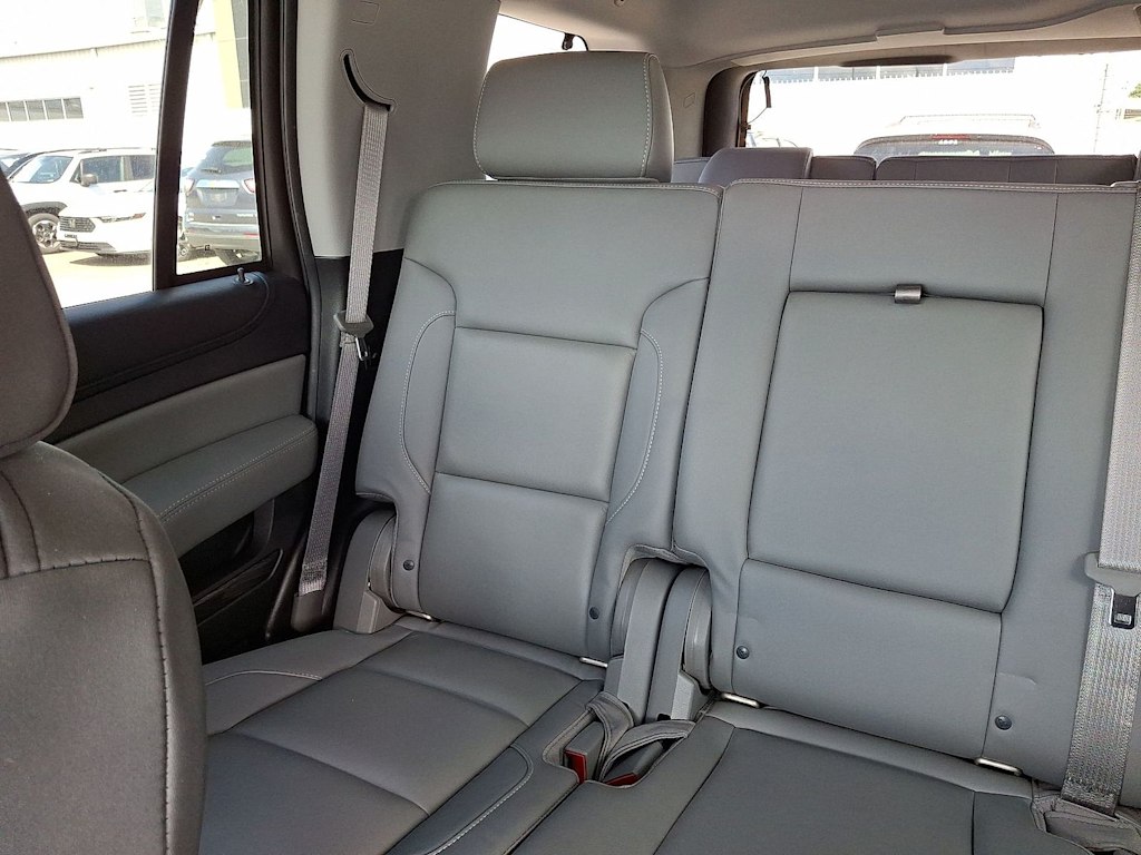 Thumbnail: 2016 Chevrolet Tahoe - 12