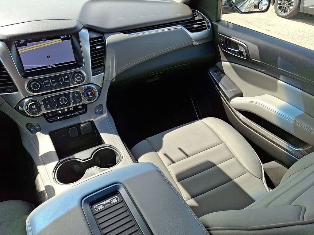 Thumbnail: 2016 Chevrolet Tahoe - 16