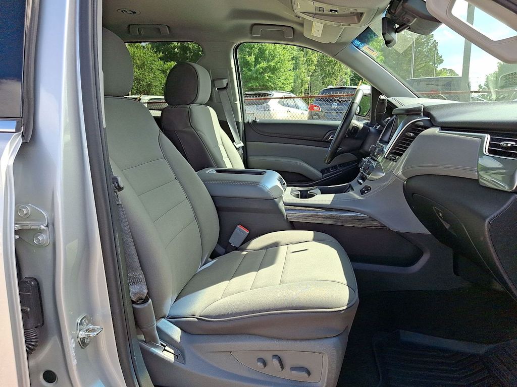 Thumbnail: 2016 Chevrolet Tahoe - 11