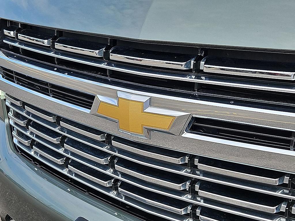 Thumbnail: 2024 Chevrolet Suburban - 38