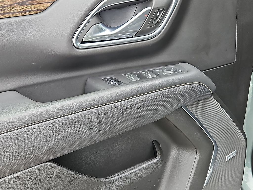 Thumbnail: 2024 Chevrolet Suburban - 33