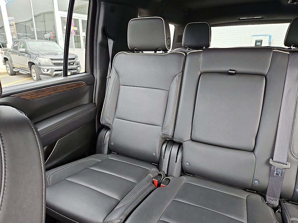 Thumbnail: 2024 Chevrolet Suburban - 12