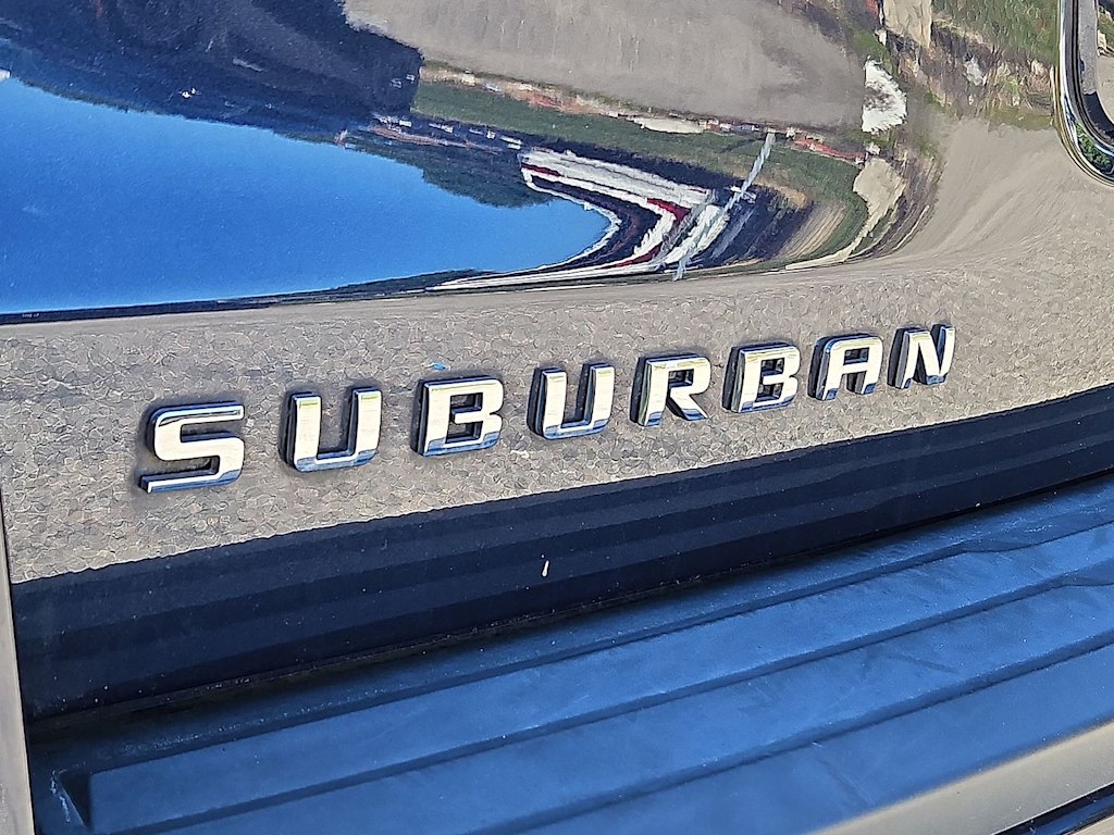 Thumbnail: 2019 Chevrolet Suburban - 37