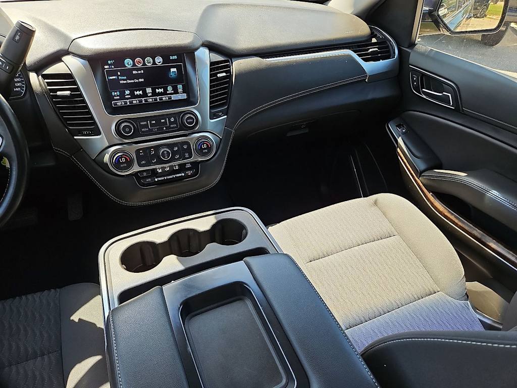 Thumbnail: 2019 Chevrolet Suburban - 13
