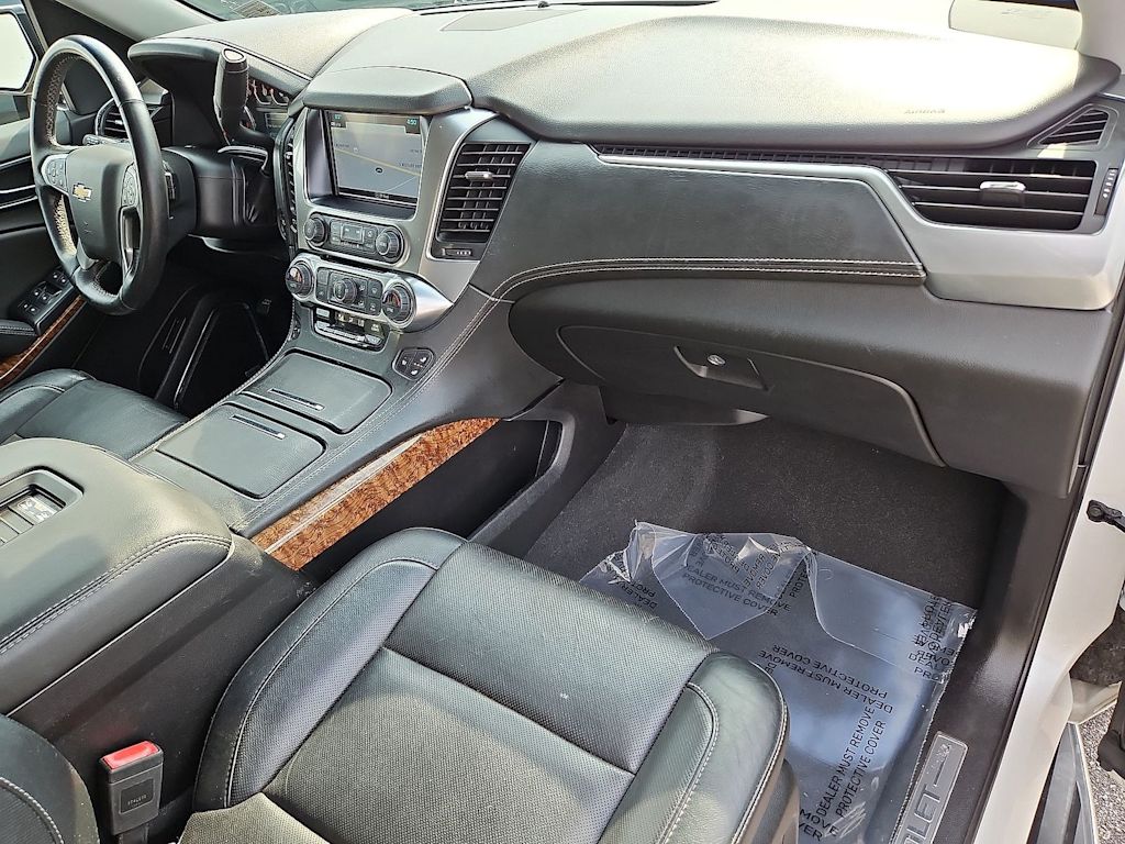 Thumbnail: 2019 Chevrolet Tahoe - 38