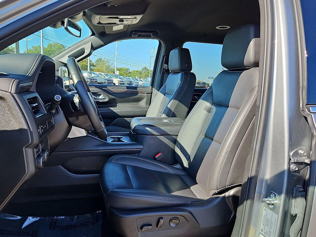 Thumbnail: 2024 Chevrolet Suburban - 11