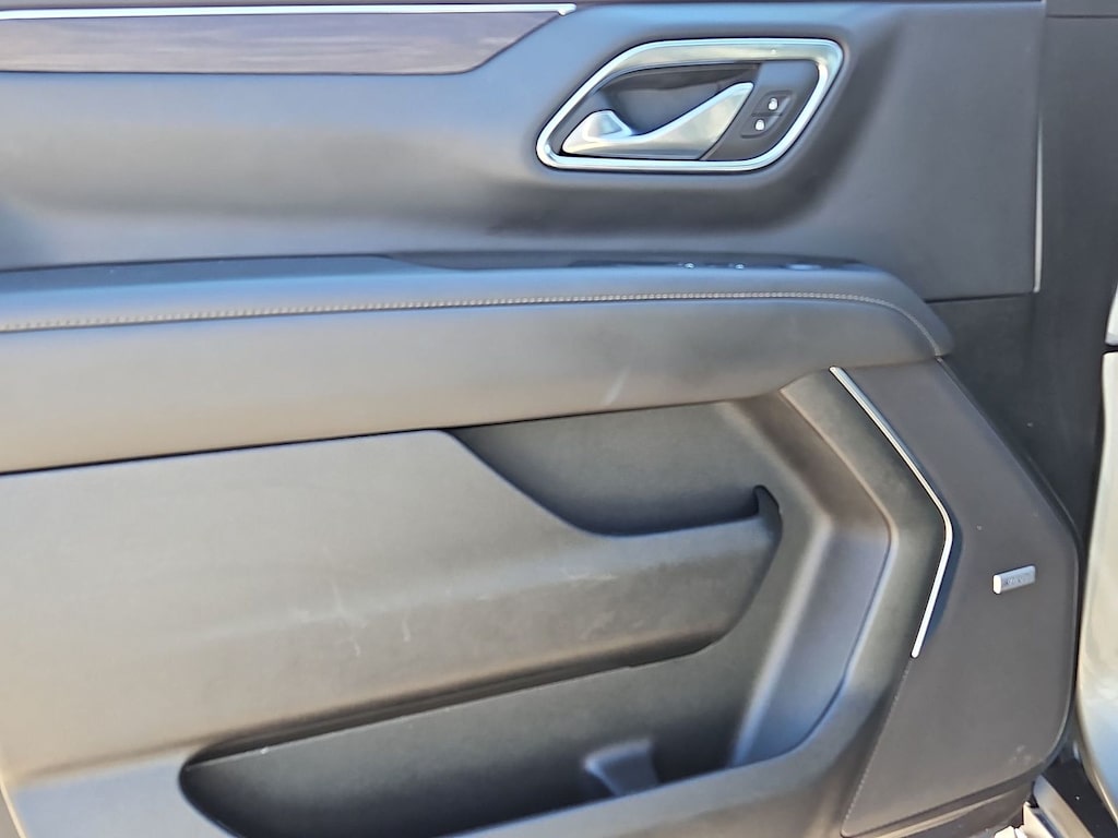 Thumbnail: 2024 Chevrolet Suburban - 32