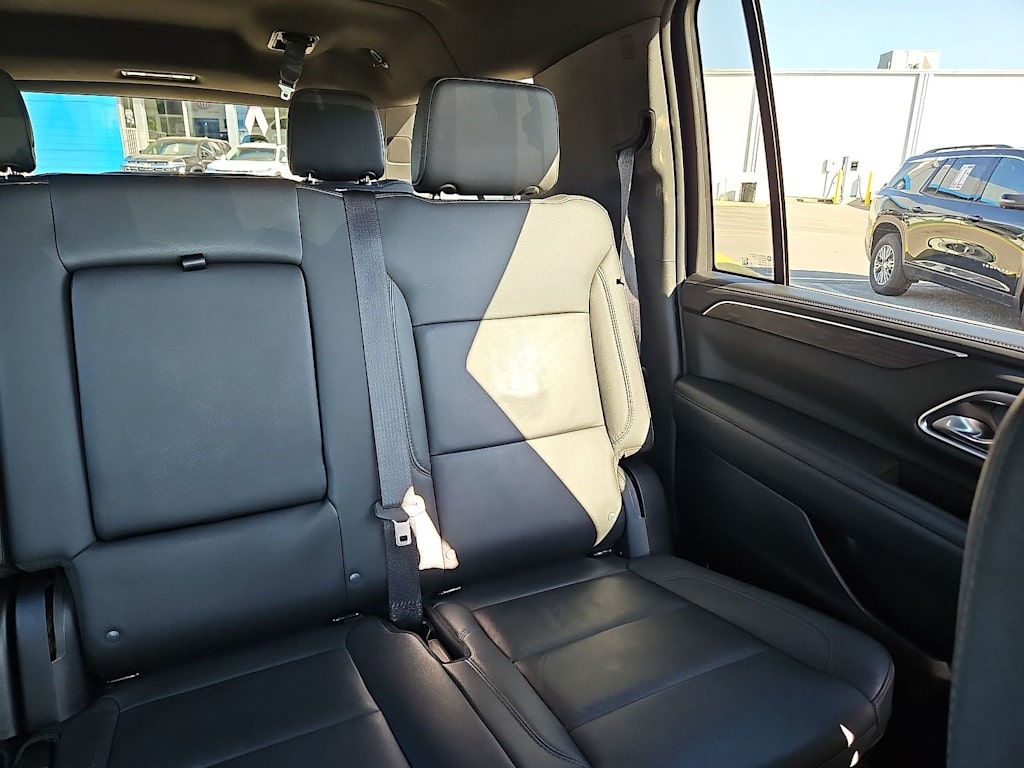 Thumbnail: 2024 Chevrolet Suburban - 26