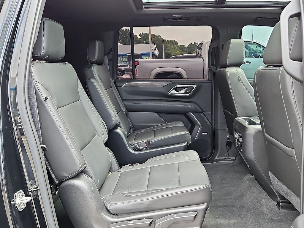 Thumbnail: 2021 Chevrolet Suburban - 37