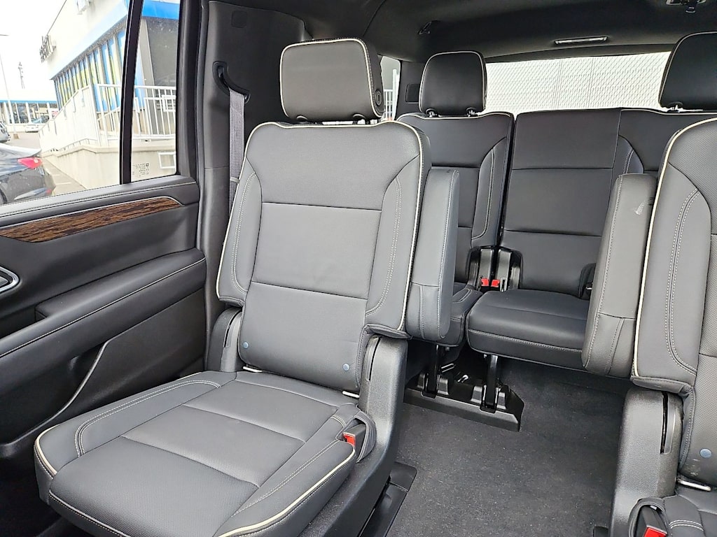 Thumbnail: 2021 Chevrolet Suburban - 13