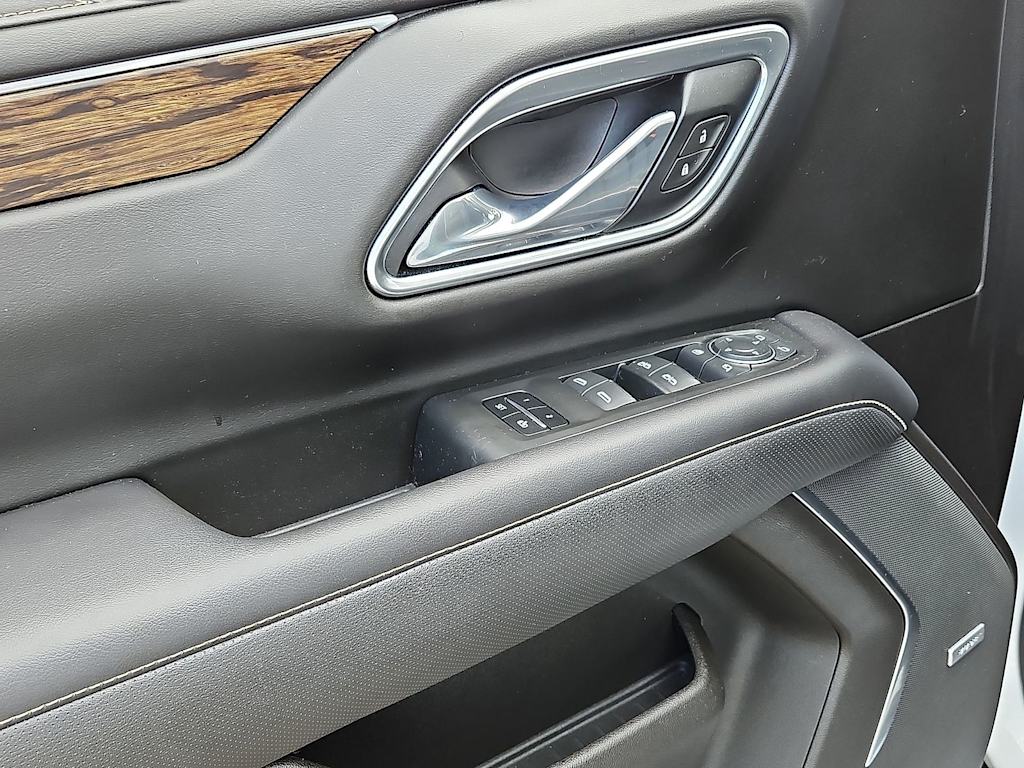 Thumbnail: 2021 Chevrolet Suburban - 36