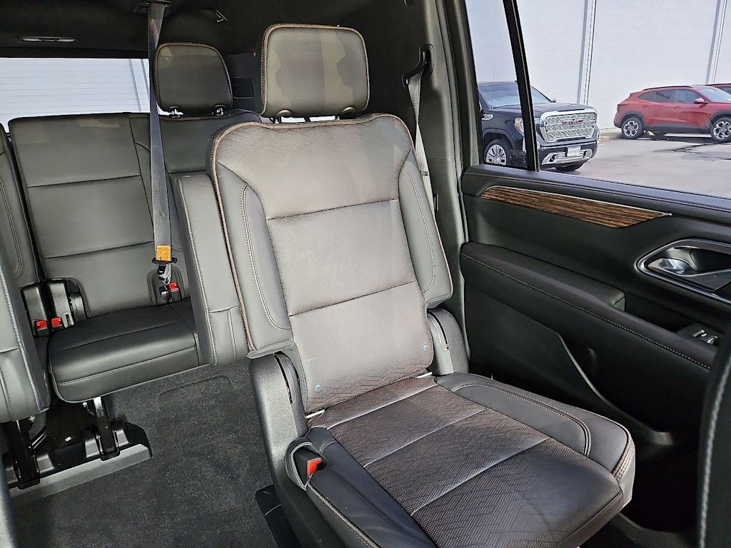 Thumbnail: 2021 Chevrolet Suburban - 27