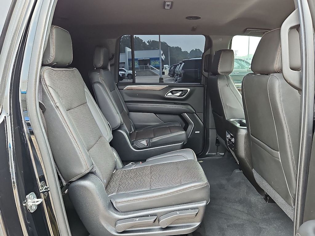 Thumbnail: 2021 Chevrolet Suburban - 37
