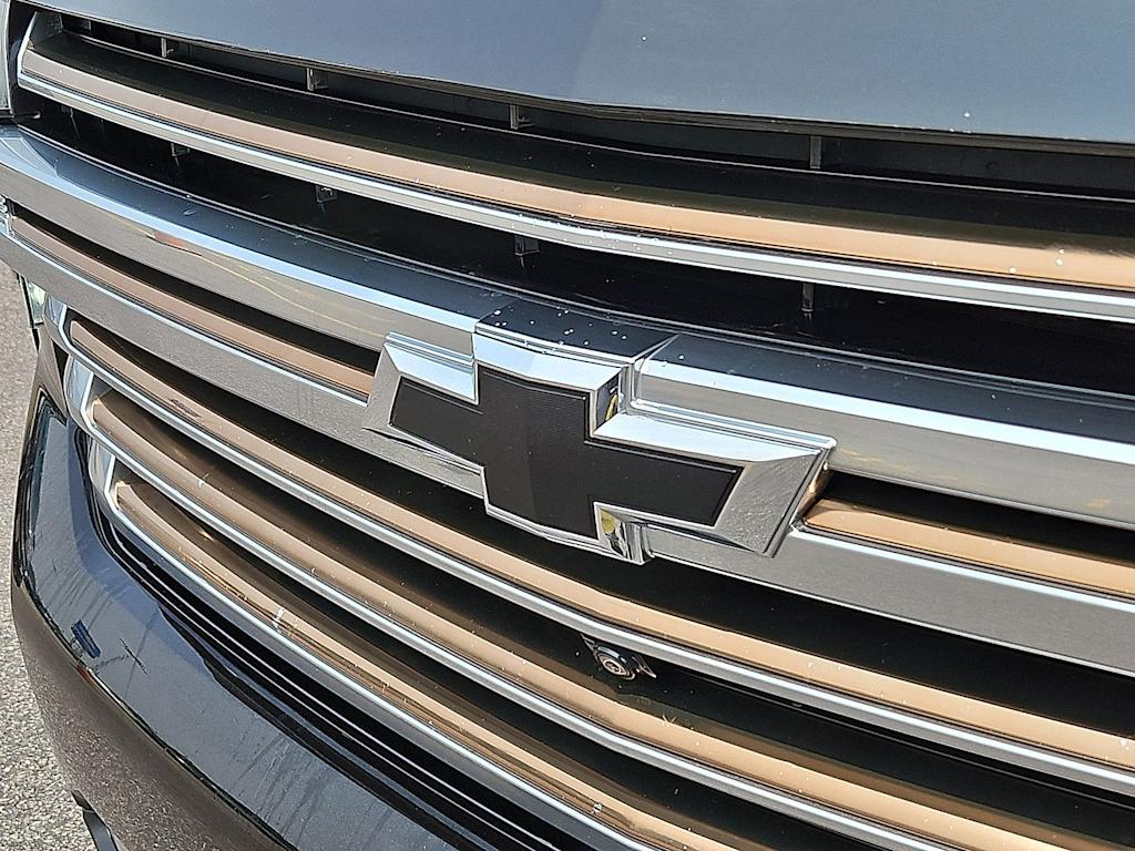 Thumbnail: 2021 Chevrolet Suburban - 39