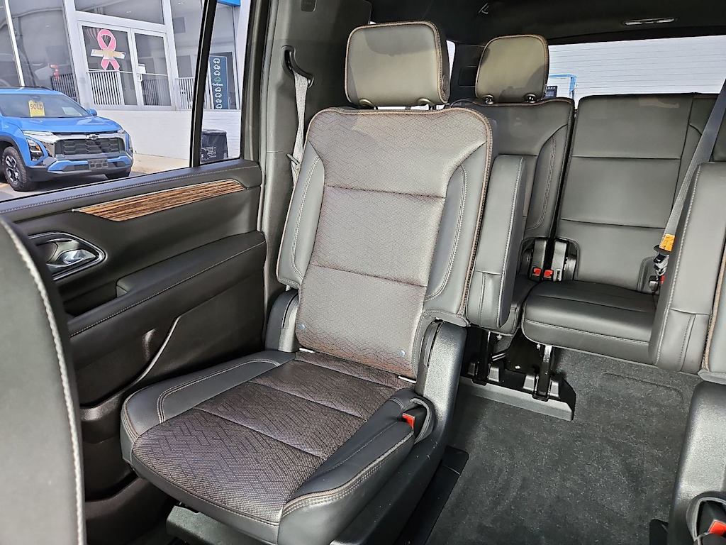 Thumbnail: 2021 Chevrolet Suburban - 12
