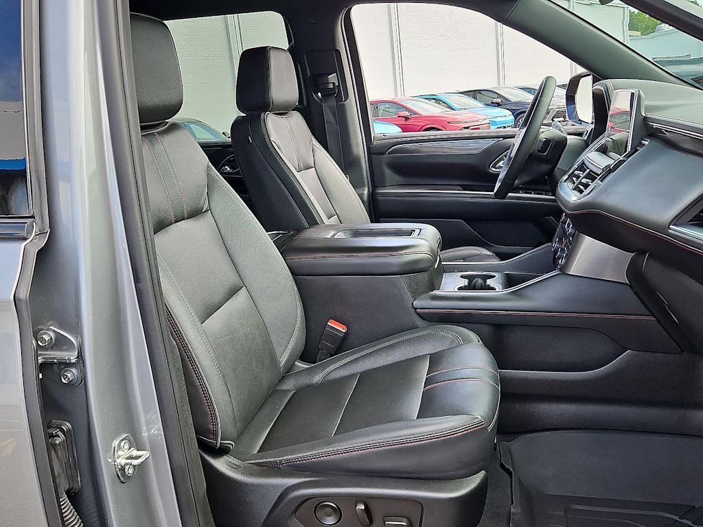 Thumbnail: 2023 Chevrolet Tahoe - 11