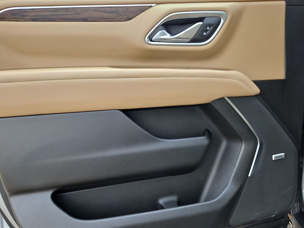 Thumbnail: 2024 Chevrolet Tahoe - 32