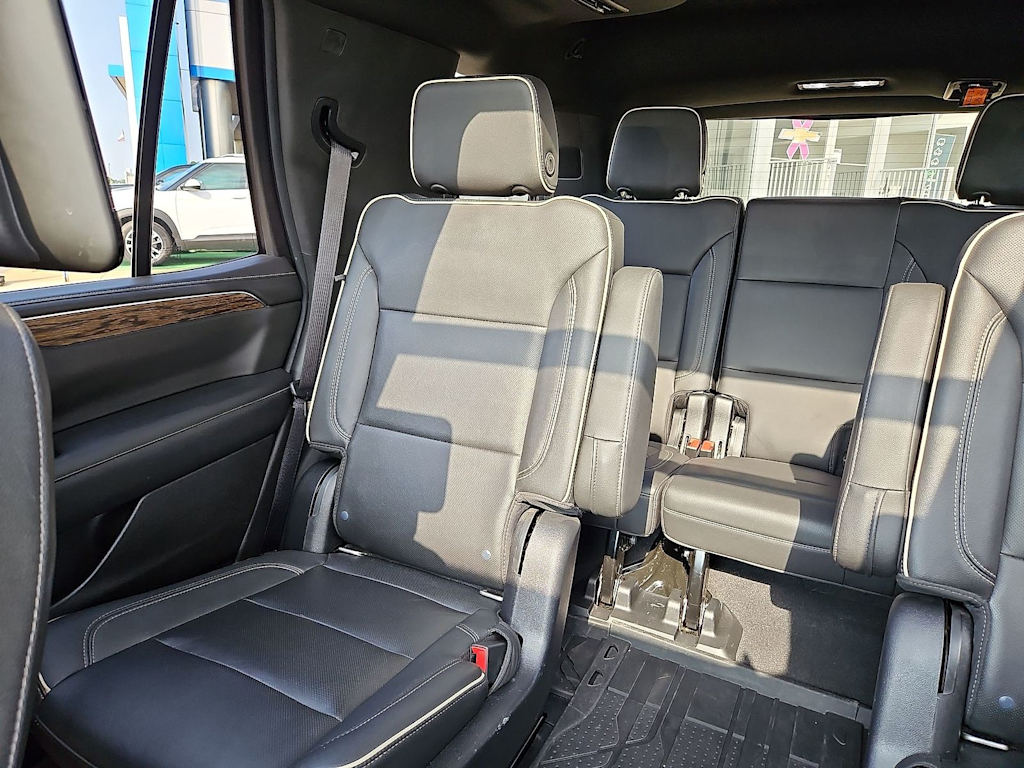 Thumbnail: 2021 Chevrolet Tahoe - 10