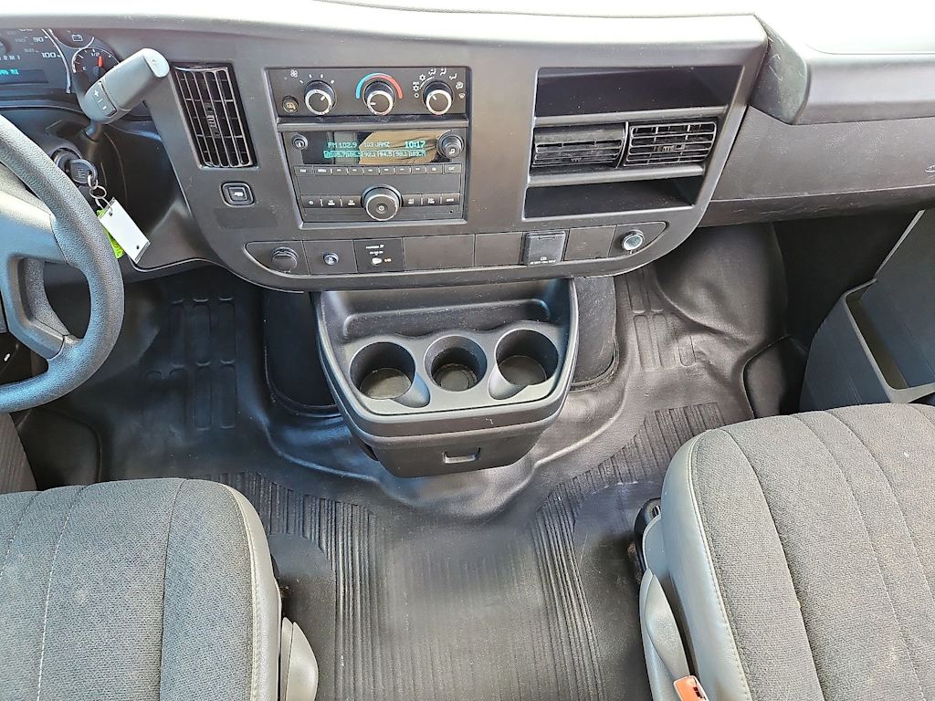 Thumbnail: 2025 GMC Savana - 8