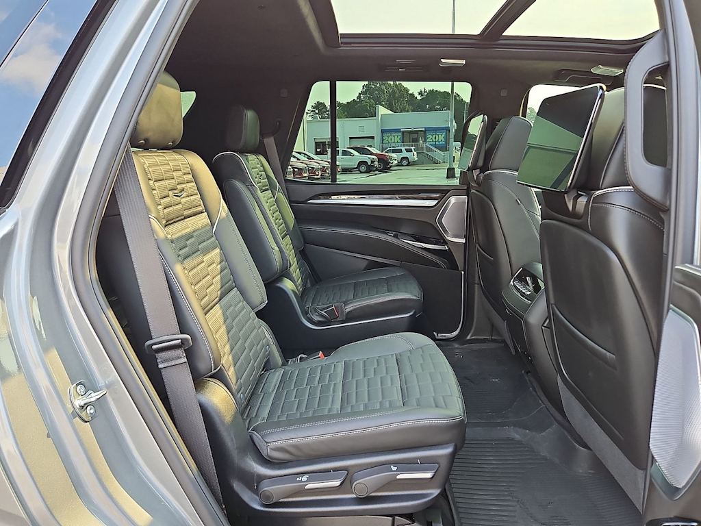 Thumbnail: 2026 Cadillac Escalade - 36