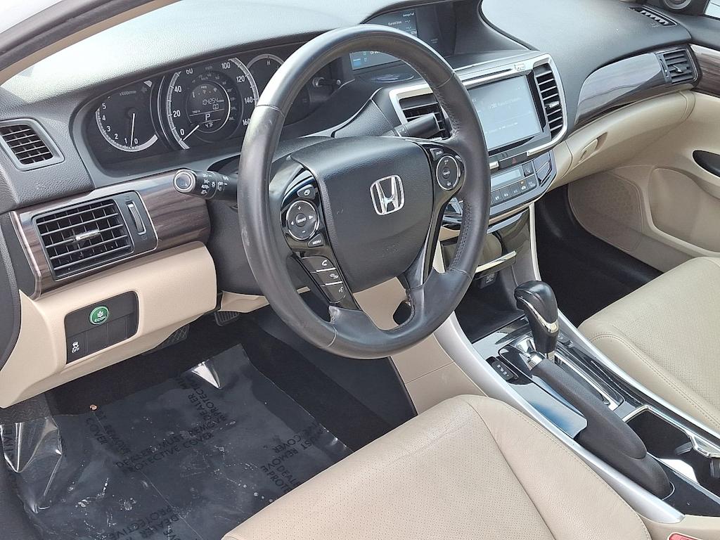 Thumbnail: 2016 Honda Accord - 13