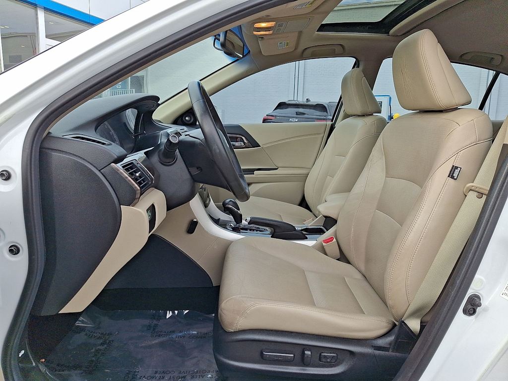 Thumbnail: 2016 Honda Accord - 10