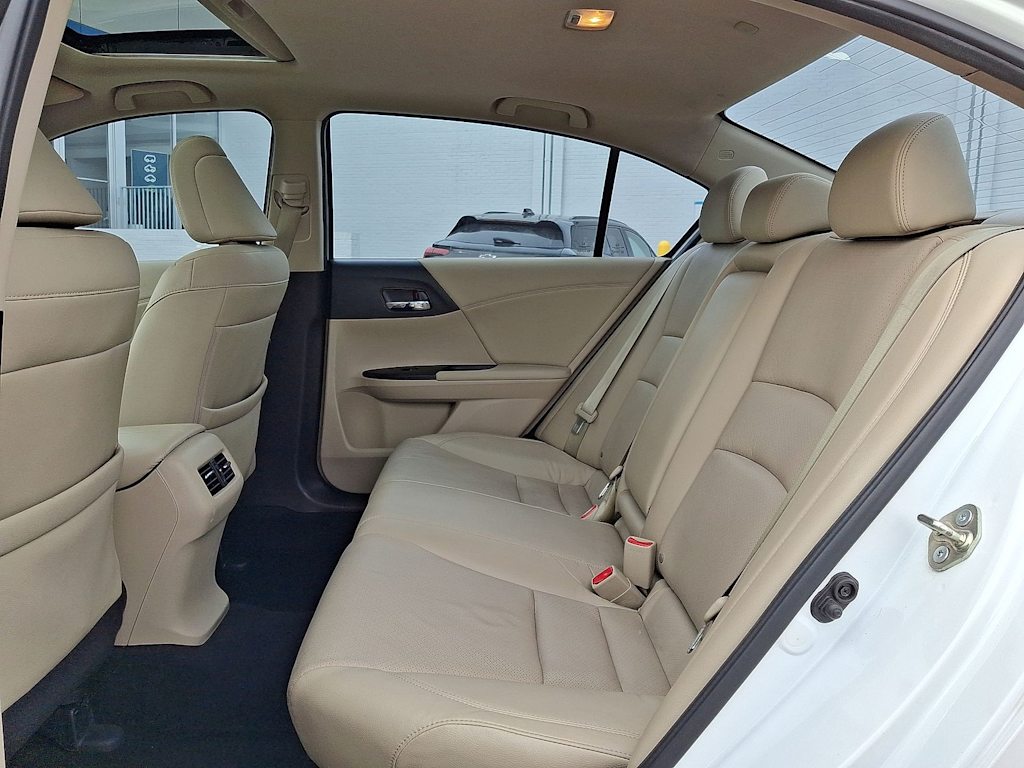 Thumbnail: 2016 Honda Accord - 36