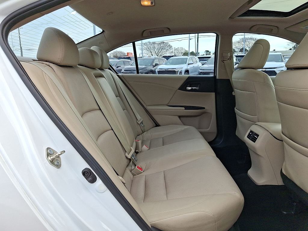 Thumbnail: 2016 Honda Accord - 37