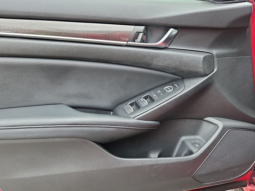 Thumbnail: 2018 Honda Accord - 31
