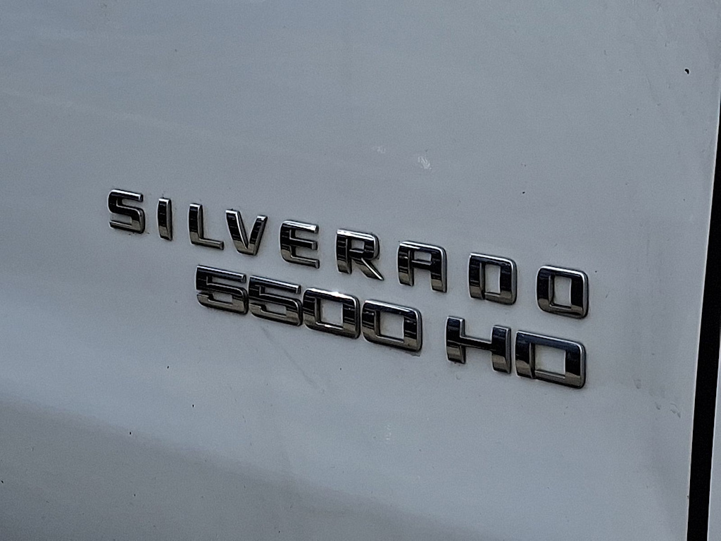 Thumbnail: 2022 Chevrolet  - 32