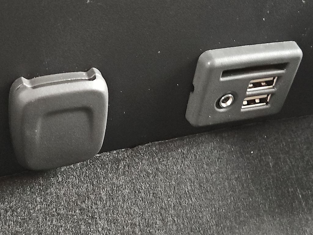 Thumbnail: 2024 Chevrolet  - 10