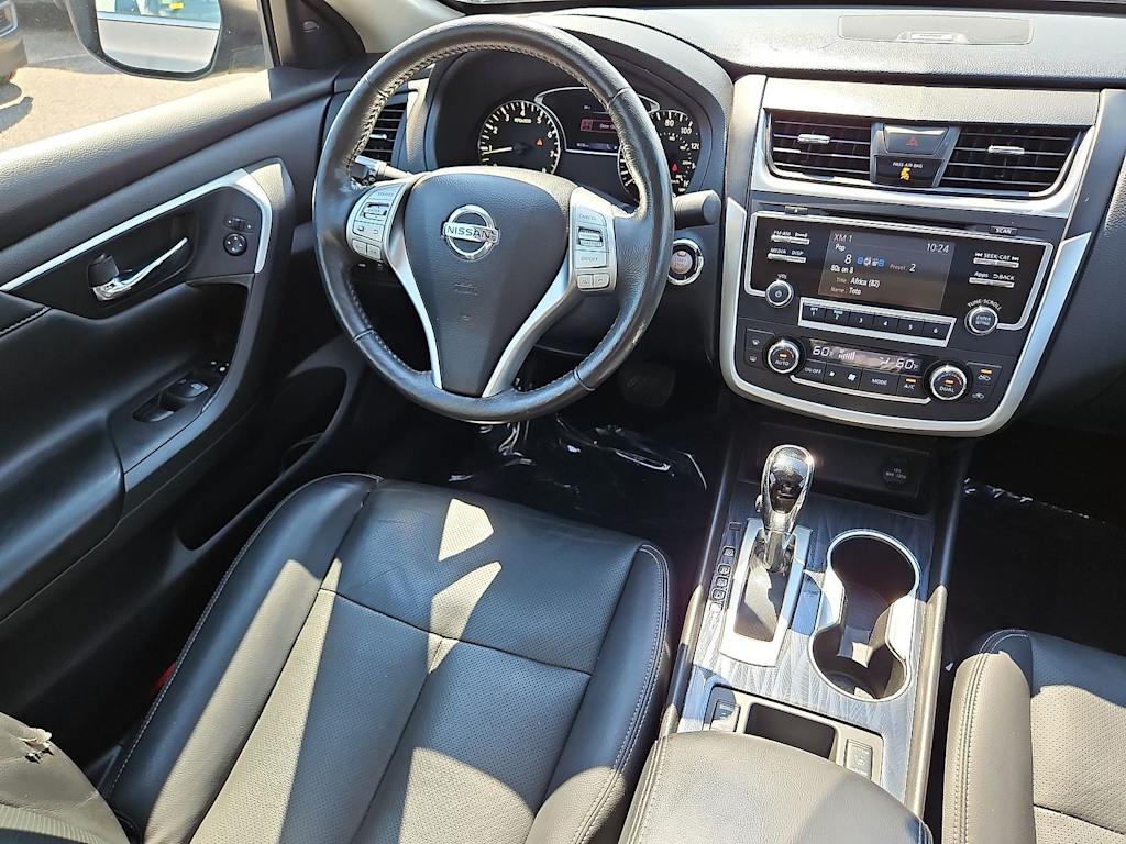 Thumbnail: 2016 Nissan Altima - 2