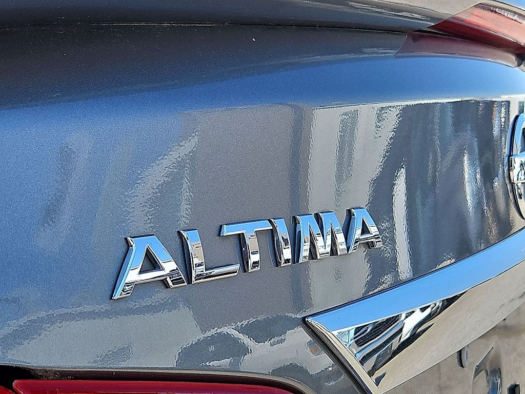 Thumbnail: 2016 Nissan Altima - 39